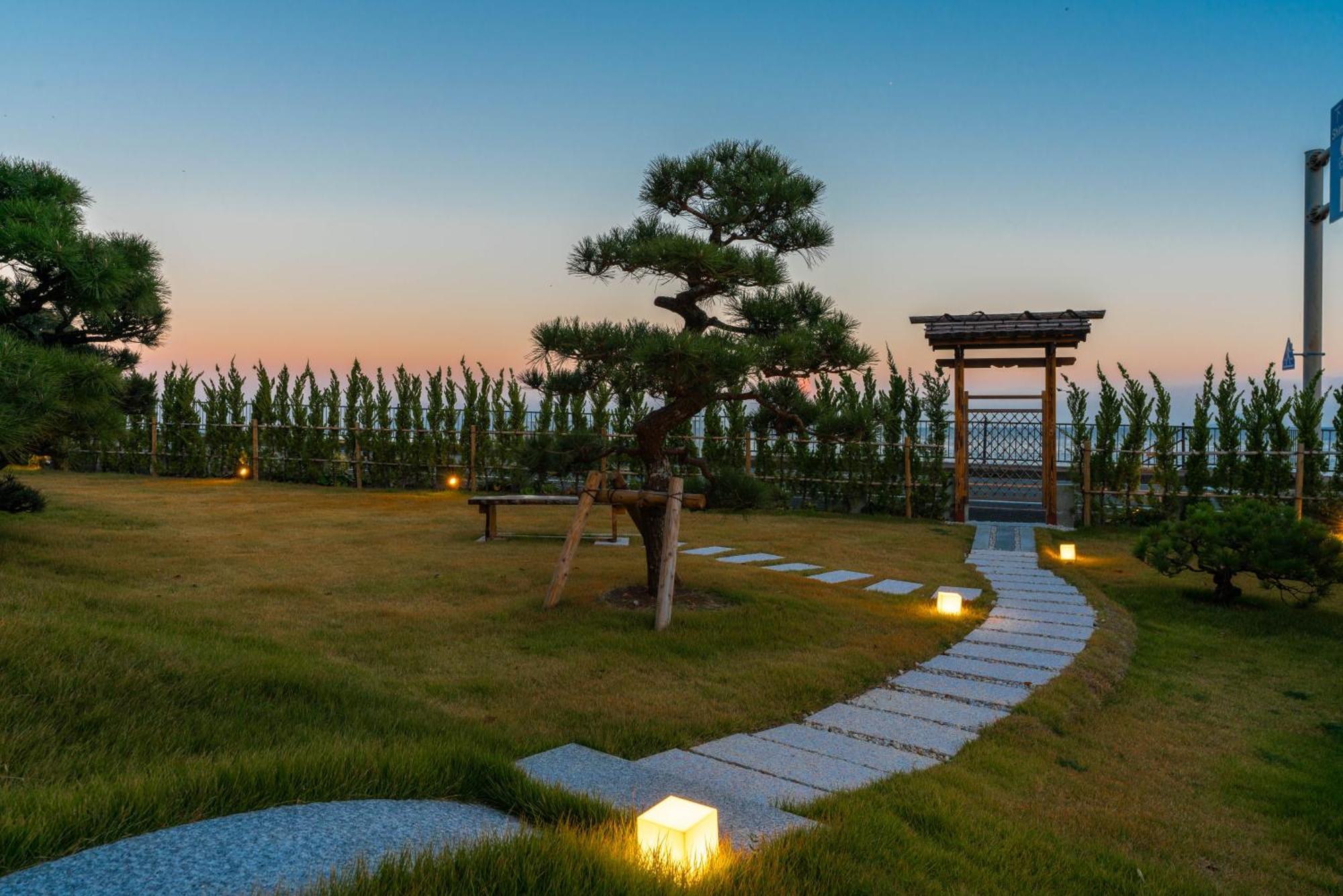 Isoaruki No Yuyado Ushiogumo -6 Years Or Older- Hotel Kawazu Exterior photo